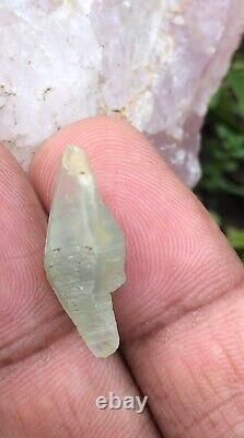 13.38cts Beautiful Green Sapphire Crystal Natural Untreated Sri Lanka