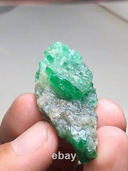 19 Grm Super Emerald Specimens From Pakistani Swat