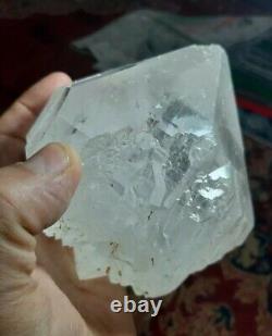 1.436kgNatural crystal super white Quartz mineral clean specimen