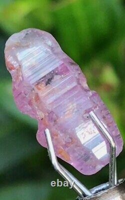 4.13cts Pink Sapphire Crystal Beautiful Glassy Body -Natural Untreated Sri Lanka