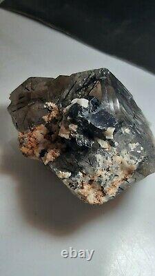 526gNatural crystal super combined hematite, rhibikite, aegirine include Quartz