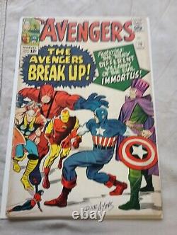 Avengers #10 (VGF) Marvel Comics 1964 signed by Dick Ayers