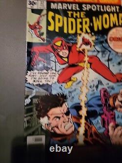 Marvel Spotlight 32 Cgc 9.4 White Pgs Origin 1st Spider-woman Marvel Comics 1977