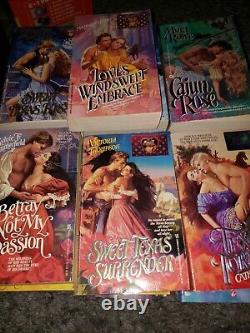 Romantic Suspense PB Books Huge Lot 42 Books Z5