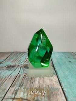 Super Andara Crystal Natural Cutting Light Green 518gr with base for Decoration